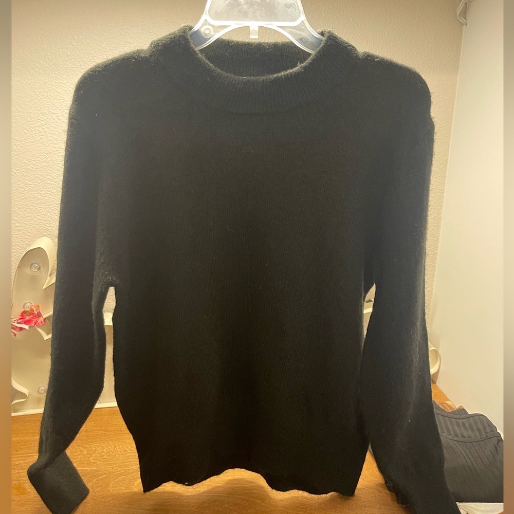 Blk Sweater H&M